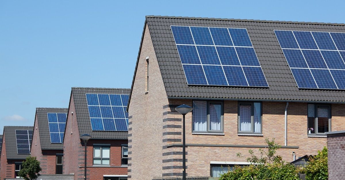 How Solar Power Helps Your Community